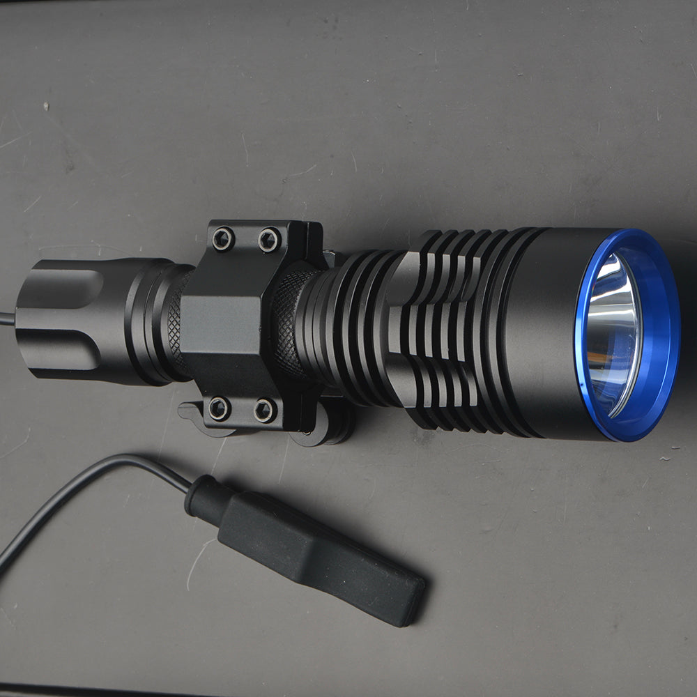 Anekim UC20pro Green Hunting Light with 2200 Lumens, 18650 battery