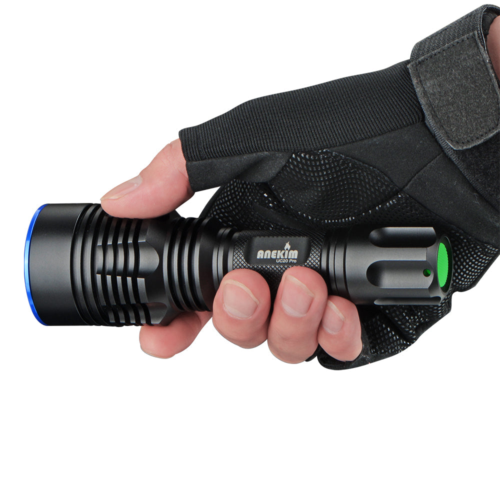 Anekim UC20pro Green Hunting Light with 2200 Lumens, 18650 battery